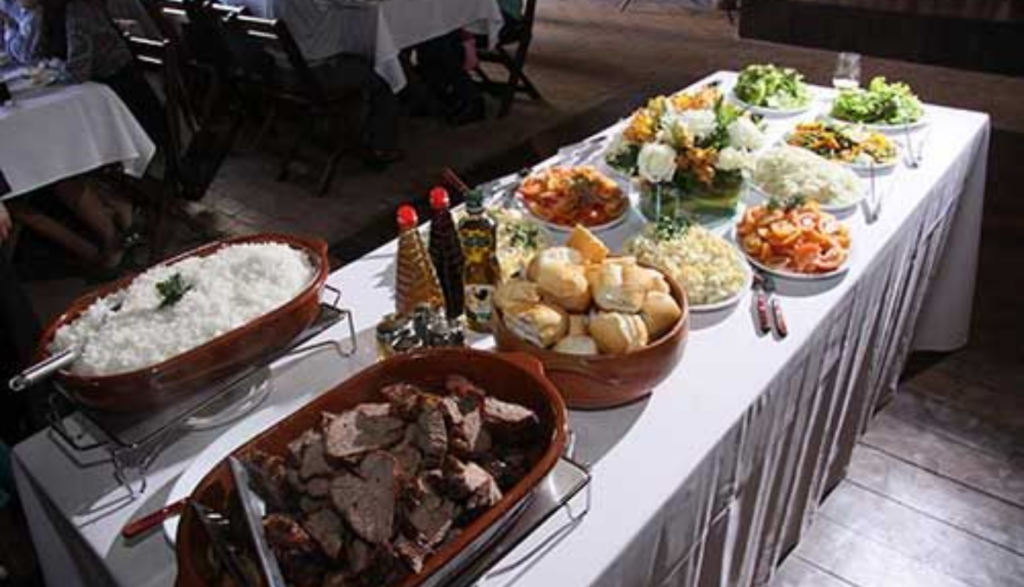 Cardápio Simples para Casamento Econômico